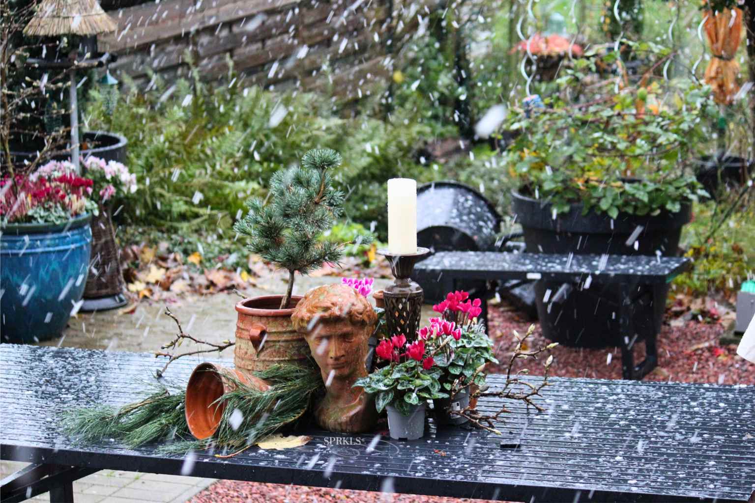 Lees meer over het artikel Tuintafel winter decoratie